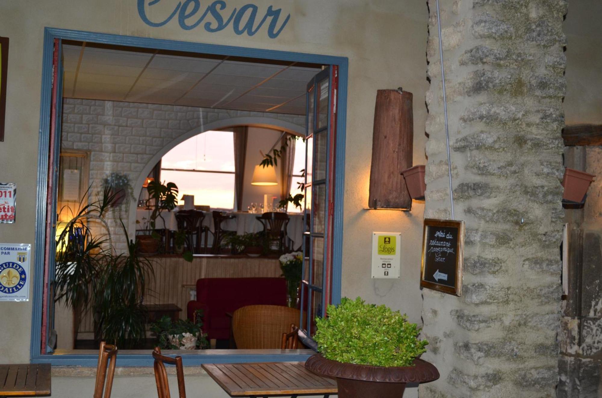 Hôtel Restaurant Panoramique César Bonnieux Extérieur photo