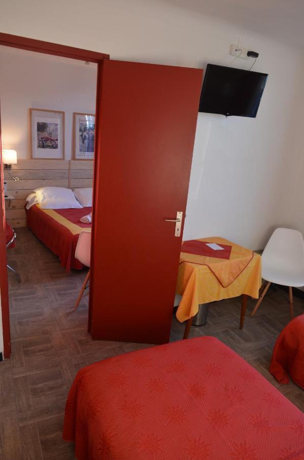 Hôtel Restaurant Panoramique César Bonnieux Extérieur photo